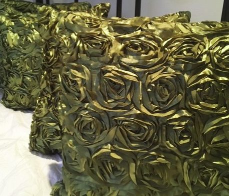 Green Rose Tafffeta Cushion Coverss – Set of 4 now only £12.99
